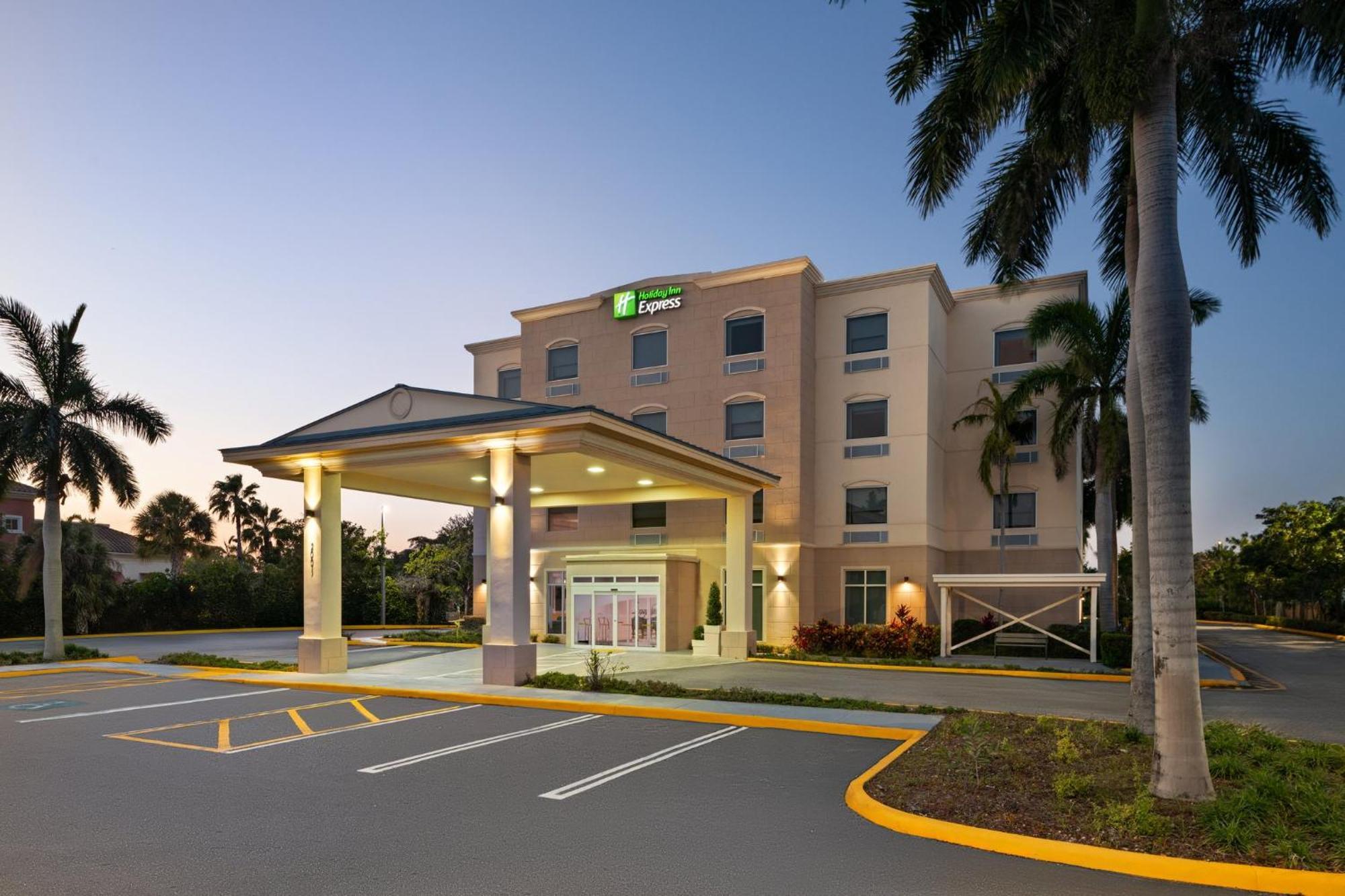 Holiday Inn Express & Suites Boynton Beach West By Ihg Экстерьер фото