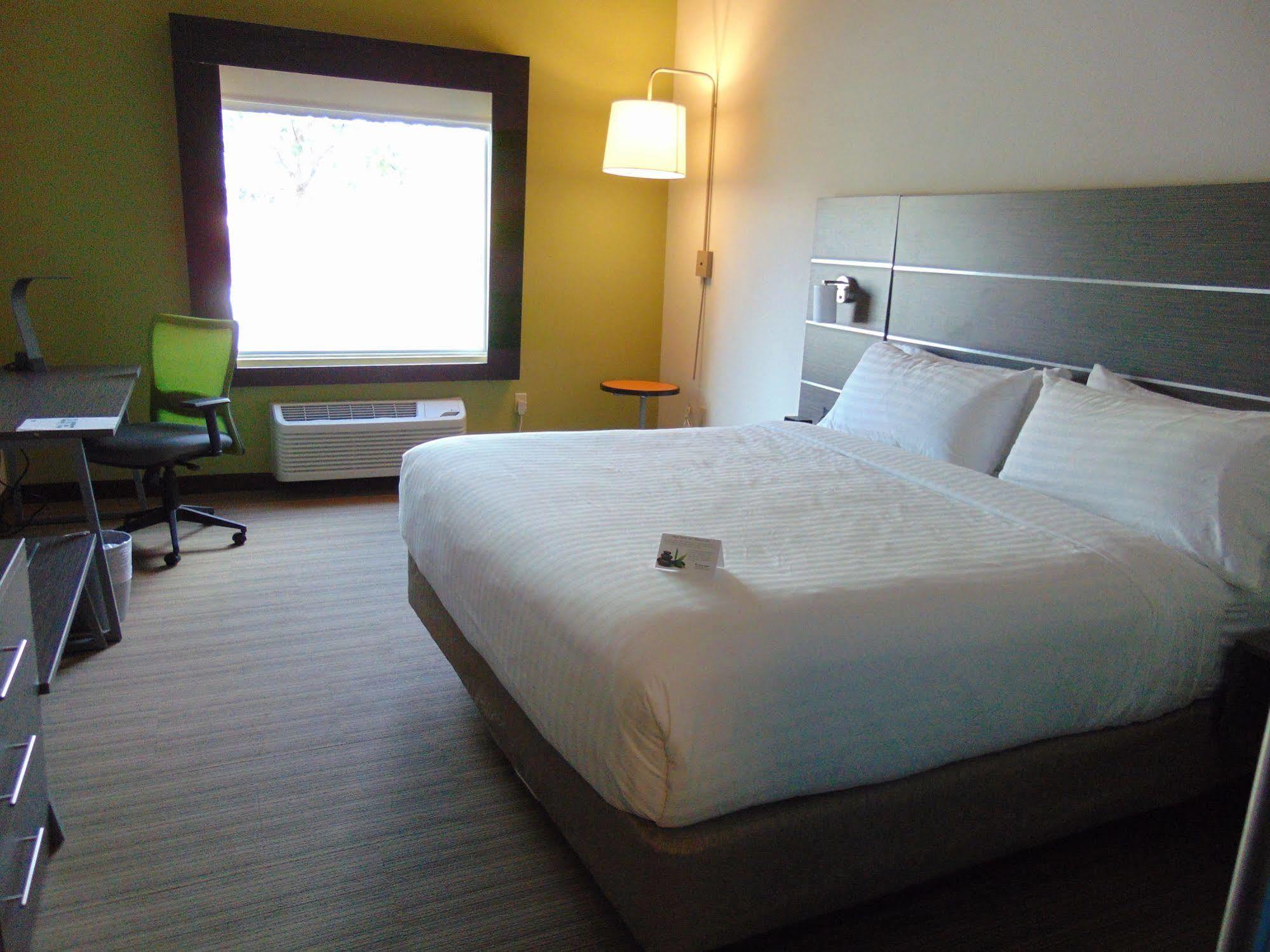Holiday Inn Express & Suites Boynton Beach West By Ihg Экстерьер фото